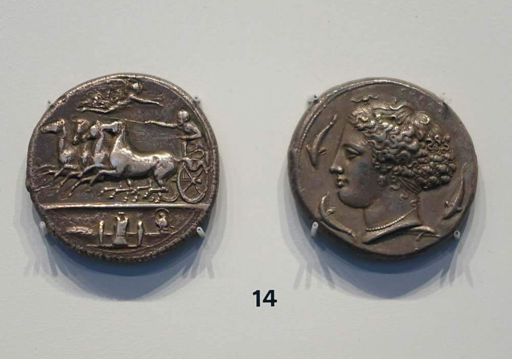 Syracuse silver decadrachm signed by Kimon, c. 405-400 BC, quadriga side and Arethusa head side — the Harvard Art Museums' example of the same issue; the tracked NGC Extremely Fine specimen is a different coin